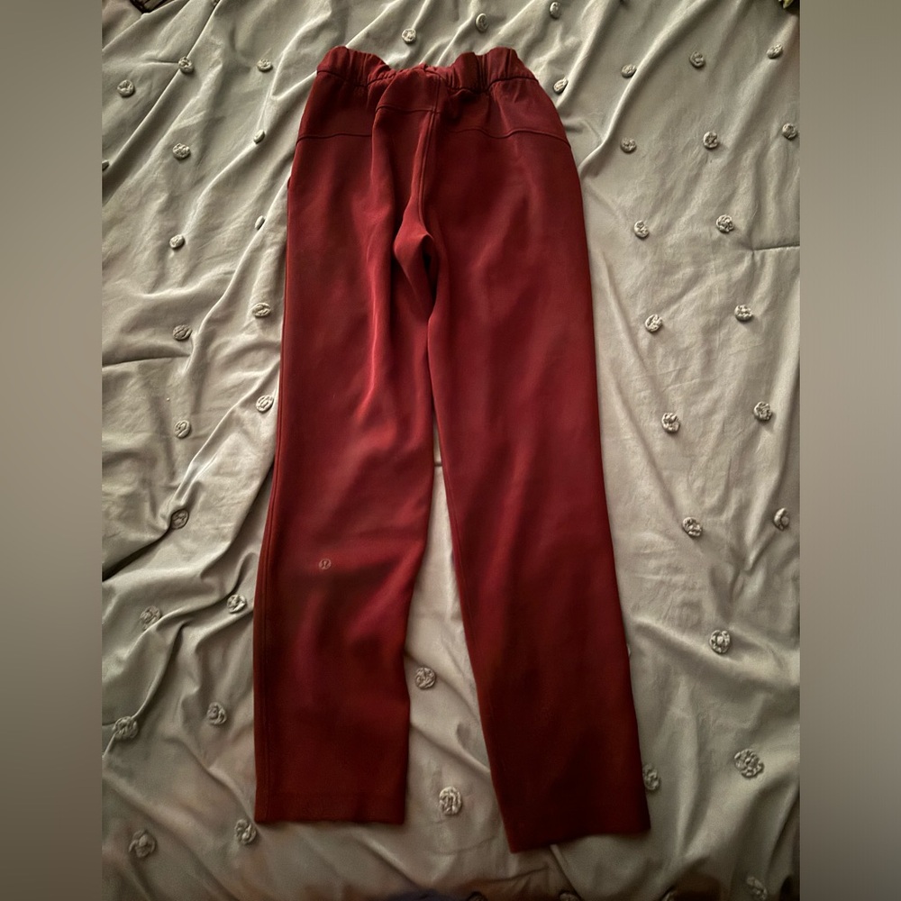 Lululemon on the fly pants